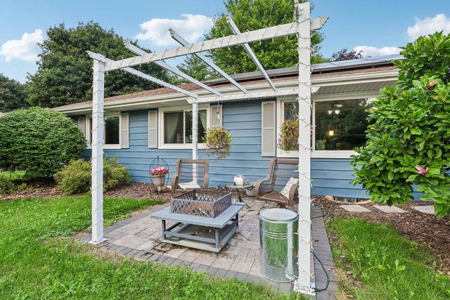 713 Taft Street, Sun Prairie, WI 53590