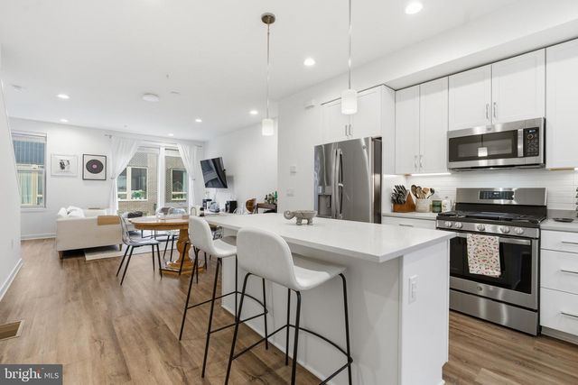 3118 SUNRISE WALK, Philadelphia, PA 19125