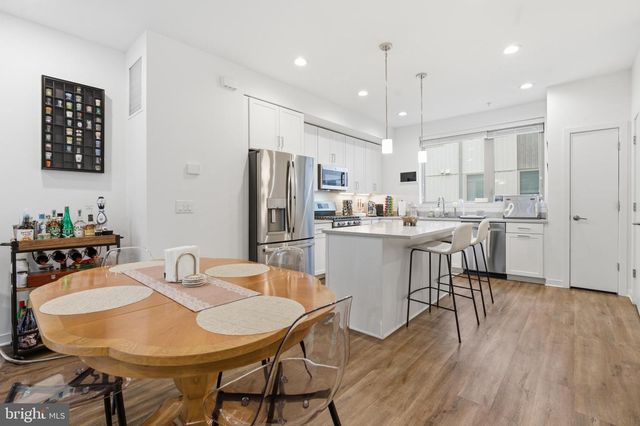 3118 SUNRISE WALK, Philadelphia, PA 19125