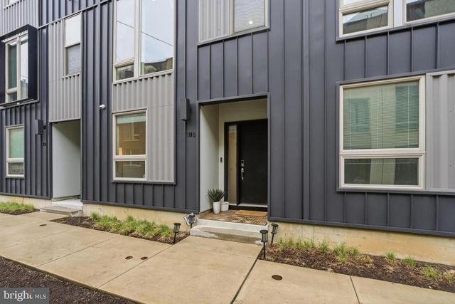 3118 SUNRISE WALK, Philadelphia, PA 19125