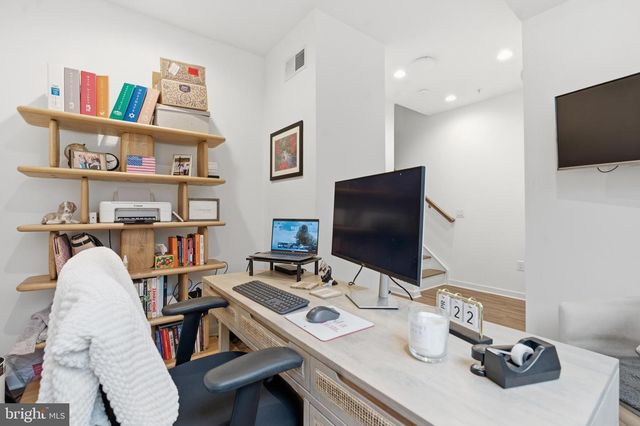 3118 SUNRISE WALK, Philadelphia, PA 19125