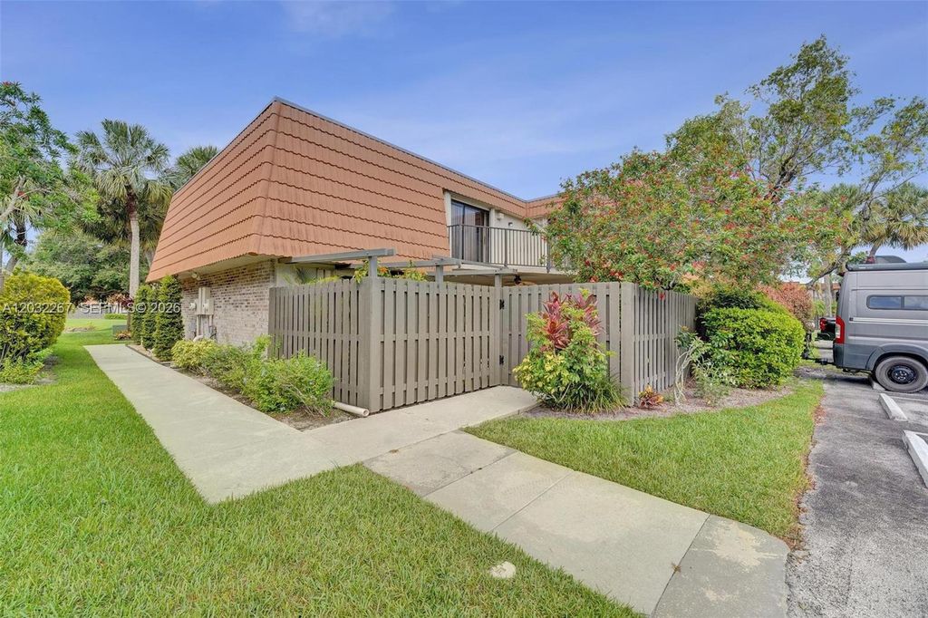 11100 SW 15th Manor, Davie, FL 33324