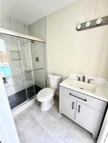 2382 NW 86th Lane, Coral Springs, FL 33065