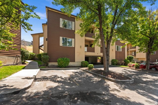 9229 S JEFFERSON CV, Sandy, UT 84070