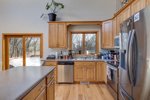 4805 Schneider Drive, Fitchburg, WI 53575