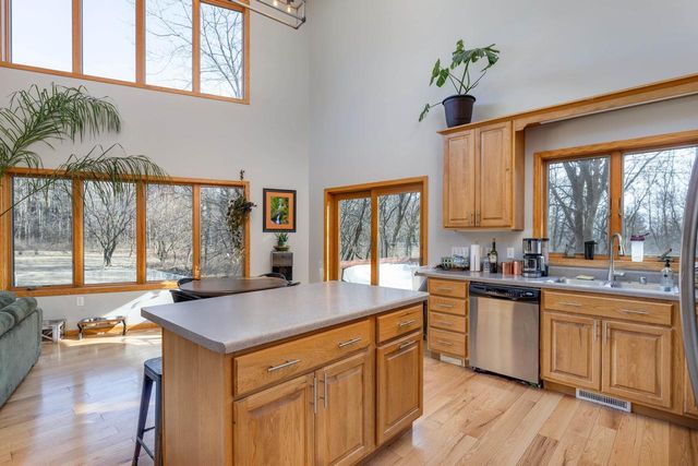 4805 Schneider Drive, Fitchburg, WI 53575