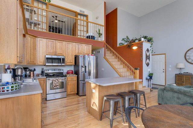 4805 Schneider Drive, Fitchburg, WI 53575