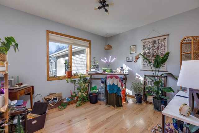 4805 Schneider Drive, Fitchburg, WI 53575