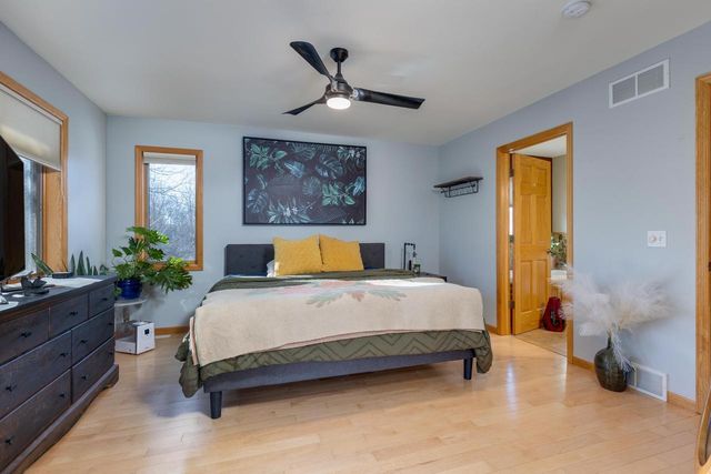 4805 Schneider Drive, Fitchburg, WI 53575