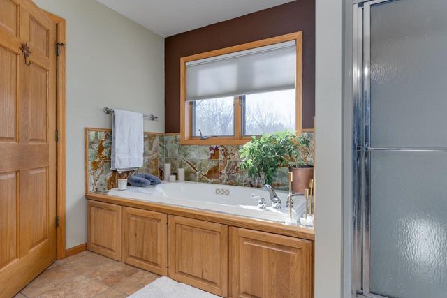 4805 Schneider Drive, Fitchburg, WI 53575