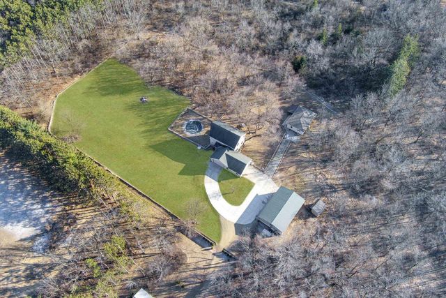 4805 Schneider Drive, Fitchburg, WI 53575