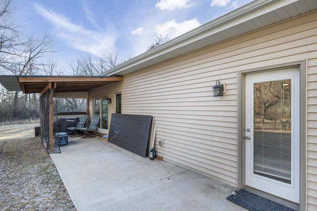 4805 Schneider Drive, Fitchburg, WI 53575