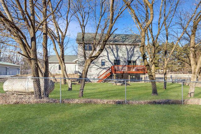 4805 Schneider Drive, Fitchburg, WI 53575