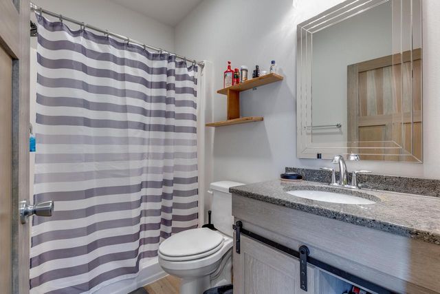 4805 Schneider Drive, Fitchburg, WI 53575