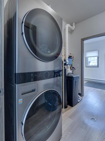 4805 Schneider Drive, Fitchburg, WI 53575