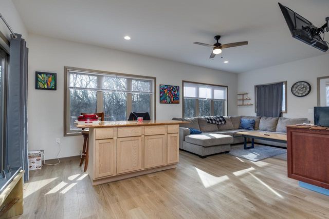 4805 Schneider Drive, Fitchburg, WI 53575