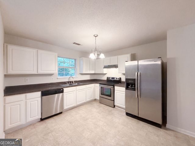 3936 Kimberlyn Court, Rex, GA 30273