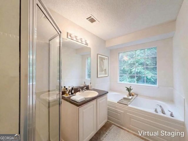 3936 Kimberlyn Court, Rex, GA 30273
