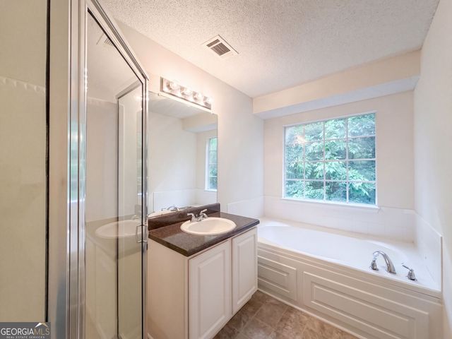 3936 Kimberlyn Court, Rex, GA 30273