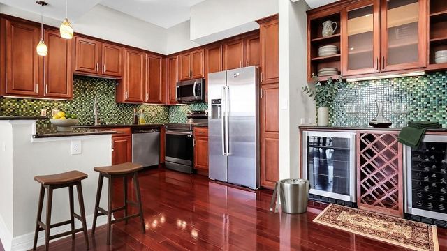 3225 Turtle Creek Boulevard 917, Dallas, TX 75219