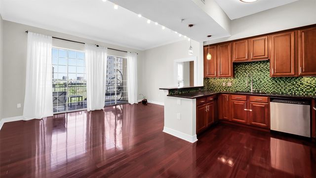 3225 Turtle Creek Boulevard 917, Dallas, TX 75219