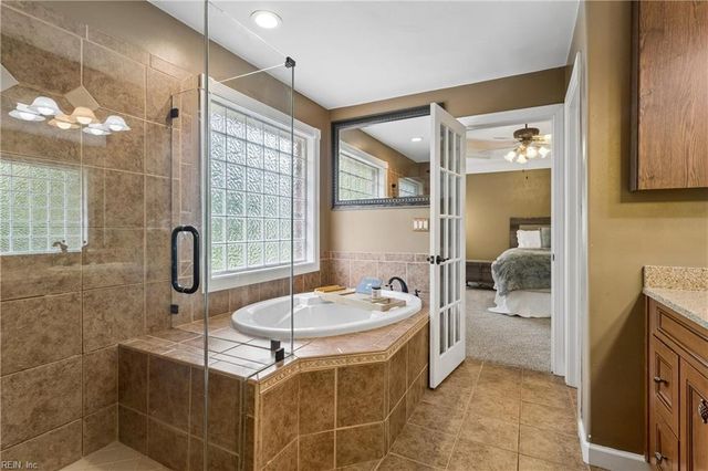 915 Shelter Rock LN, Chesapeake, VA 23322