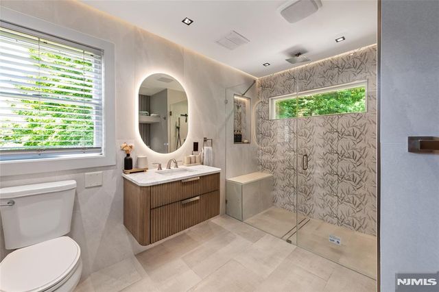 36 Hancock Drive, West Milford, NJ 07480