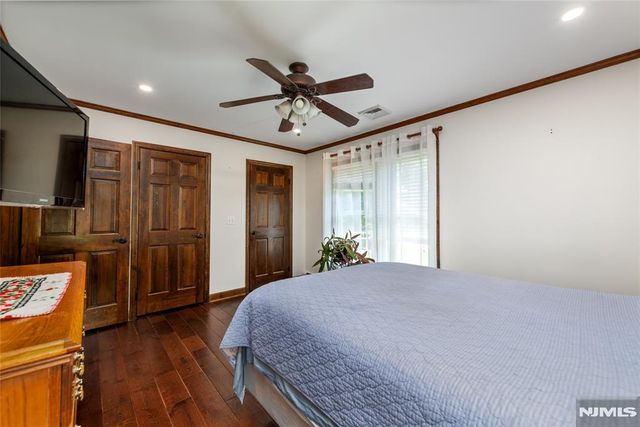 36 Hancock Drive, West Milford, NJ 07480