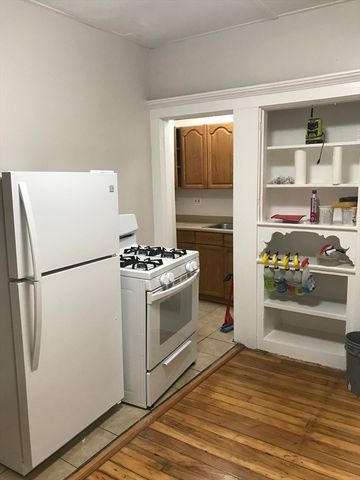 124 Central Ave 25, Lynn, MA 01901