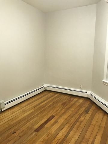 124 Central Ave 25, Lynn, MA 01901