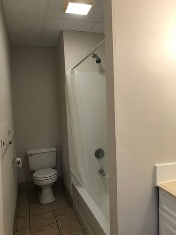 124 Central Ave 25, Lynn, MA 01901