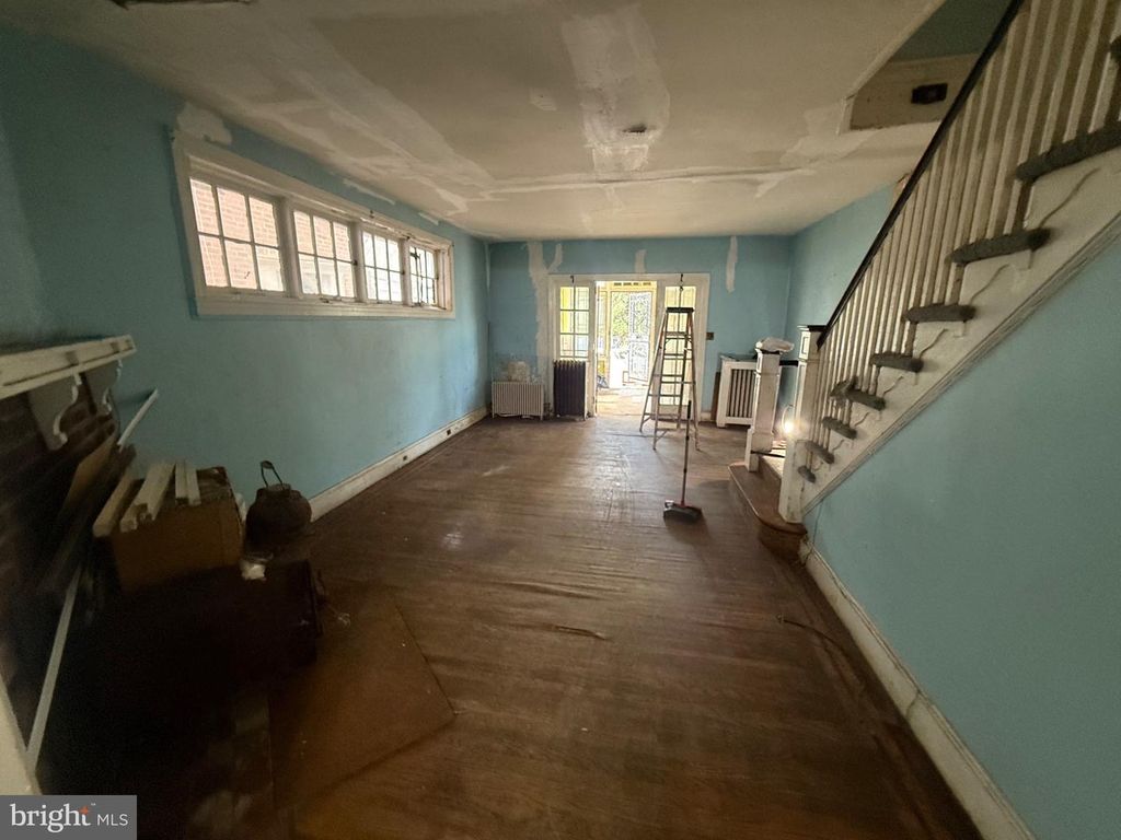 715 COBBS CREEK PKWY, PHILADELPHIA, PA 19143 — photo 3