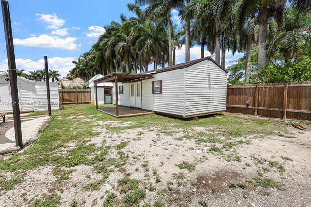 14701 SW 199th Avenue, Miami, FL 33196