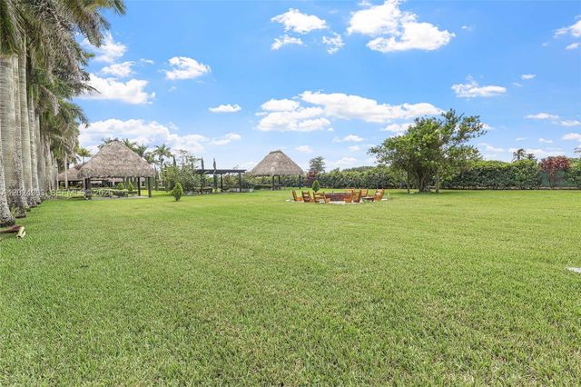 14701 SW 199th Avenue, Miami, FL 33196