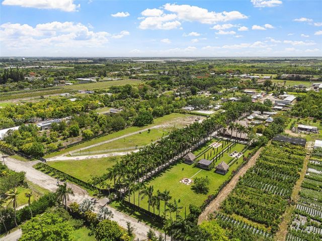 14701 SW 199th Avenue, Miami, FL 33196