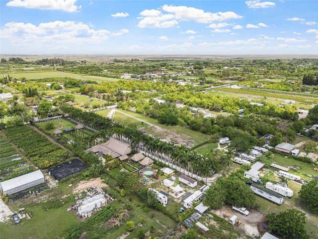 14701 SW 199th Avenue, Miami, FL 33196