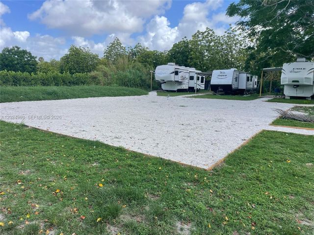 14701 SW 199th Avenue, Miami, FL 33196