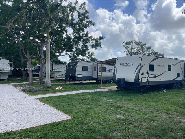 14701 SW 199th Avenue, Miami, FL 33196