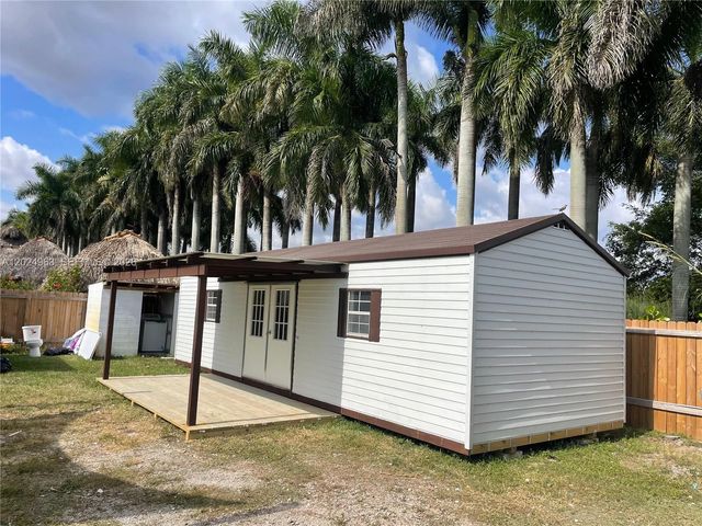 14701 SW 199th Avenue, Miami, FL 33196