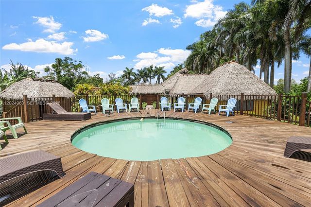 14701 SW 199th Avenue, Miami, FL 33196