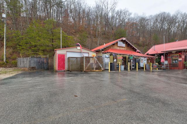 110 S KY-801, Morehead, KY 40351