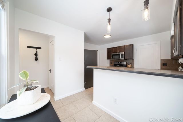 953 Lake Michigan Drive NW, Grand Rapids, MI 49504