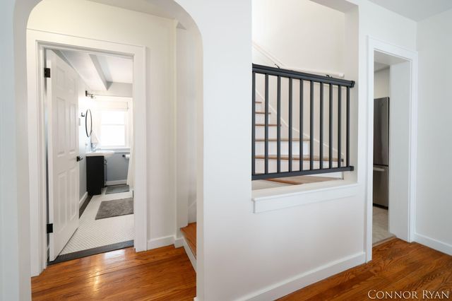 953 Lake Michigan Drive NW, Grand Rapids, MI 49504