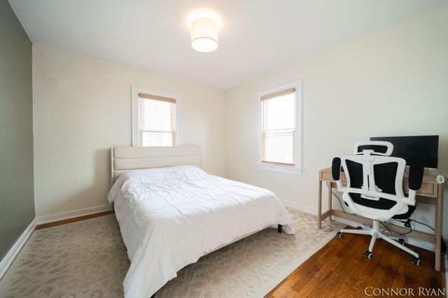 953 Lake Michigan Drive NW, Grand Rapids, MI 49504