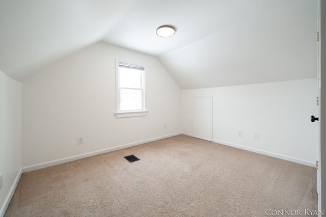 953 Lake Michigan Drive NW, Grand Rapids, MI 49504