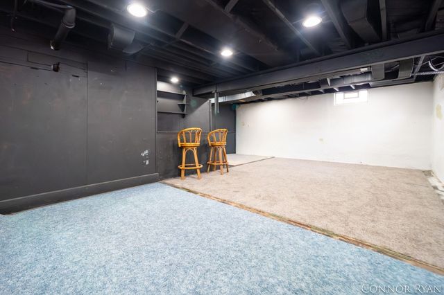 953 Lake Michigan Drive NW, Grand Rapids, MI 49504