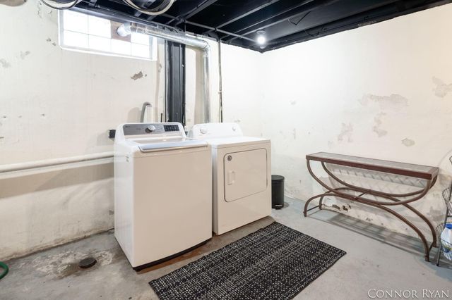 953 Lake Michigan Drive NW, Grand Rapids, MI 49504