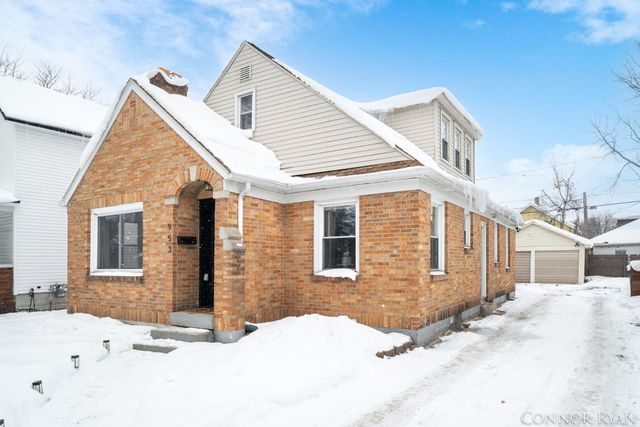 953 Lake Michigan Drive NW, Grand Rapids, MI 49504