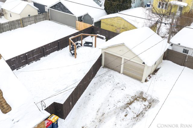 953 Lake Michigan Drive NW, Grand Rapids, MI 49504