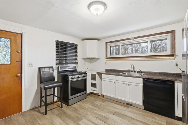 30 Robb Ln, Union Twp, PA 15332